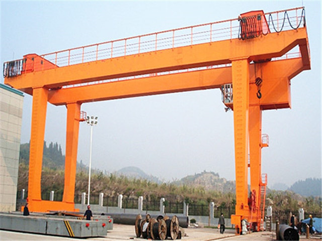 Double beam gantry crane